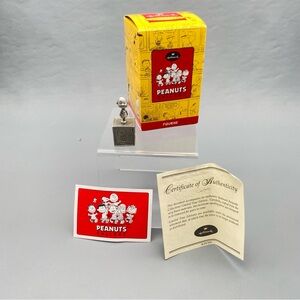 Vtg Hallmark Peanuts Gallery Five Decades of Charlie Brown Pewter Figurine 2000